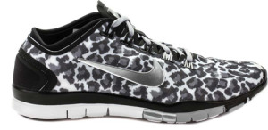 nike zumba sneakers