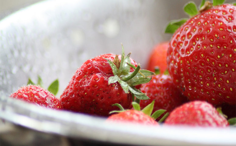 Best Way to Store Strawberries in the Fridge & Keep Them 