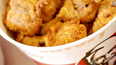 How to Reheat KFC Chicken? (2 Best Methods You Need to Use)