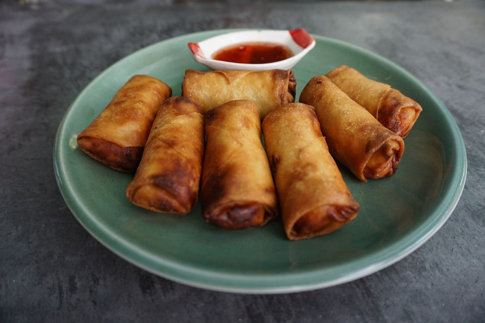 How to Reheat an Egg Roll
