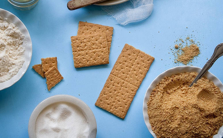 Graham Cracker Servings in a Cup