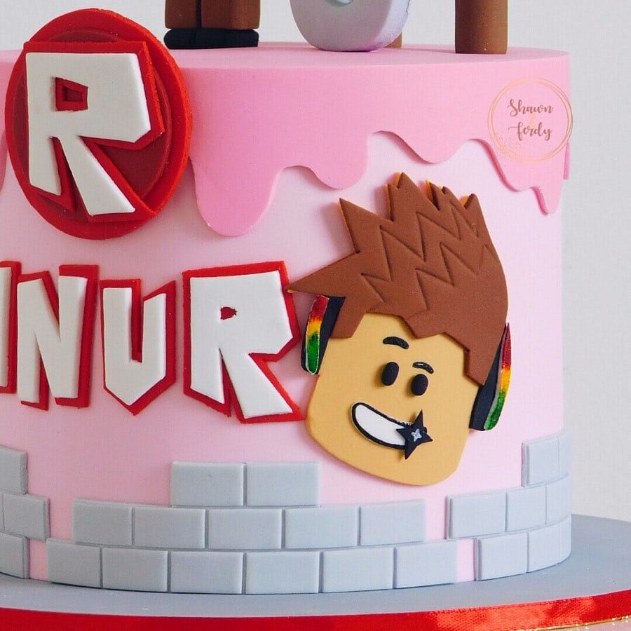 Roblox Cake For Girls