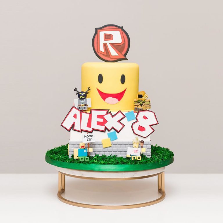 27 Best Roblox Cake Ideas for Boys & Girls (These Are Pretty Cool)