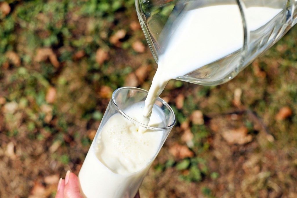 Can You Freeze Milk? Should You Be Doing This?