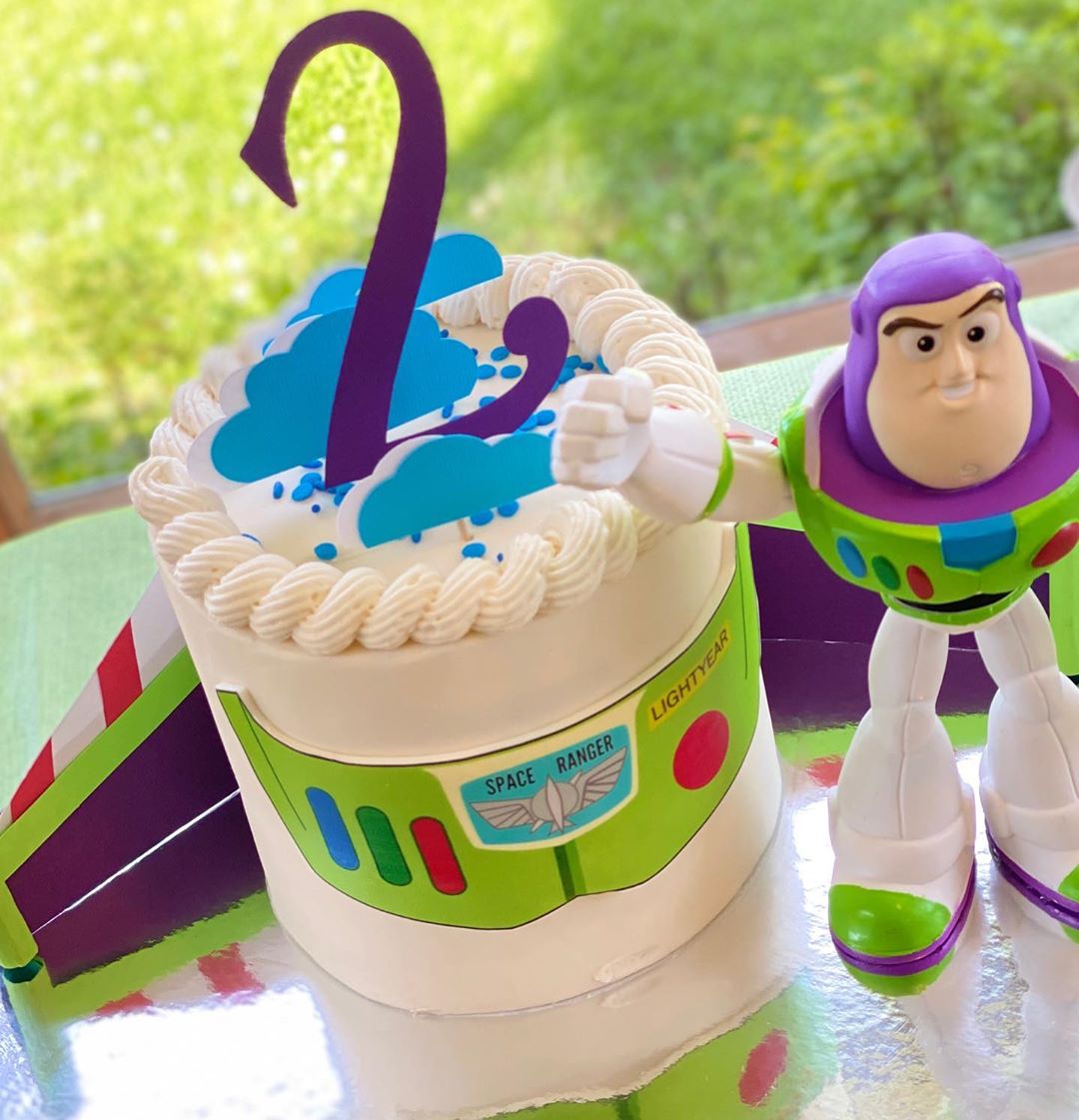 buzz lightyear cake decorations