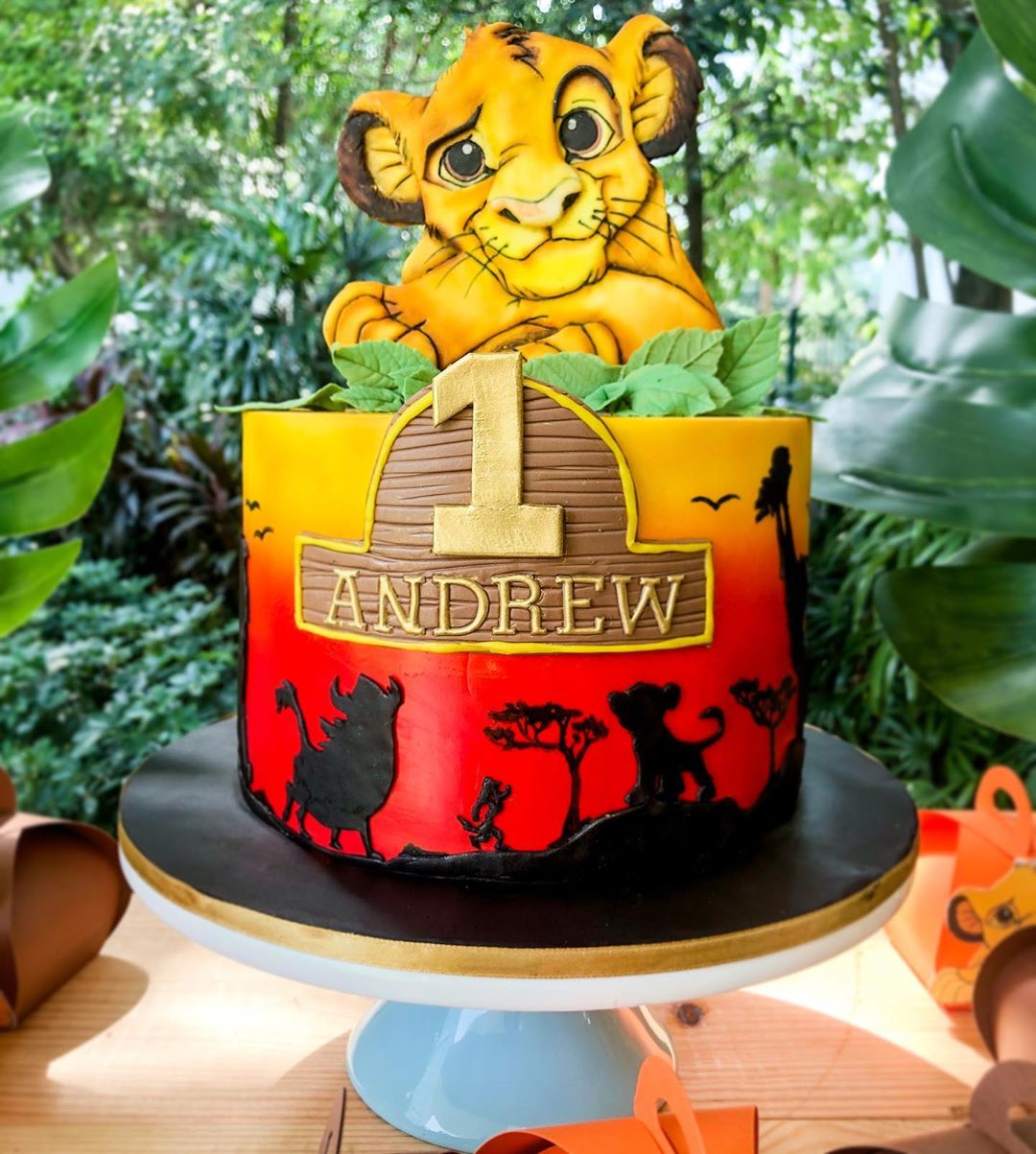 15 Amazing Lion King Cake Ideas & Designs