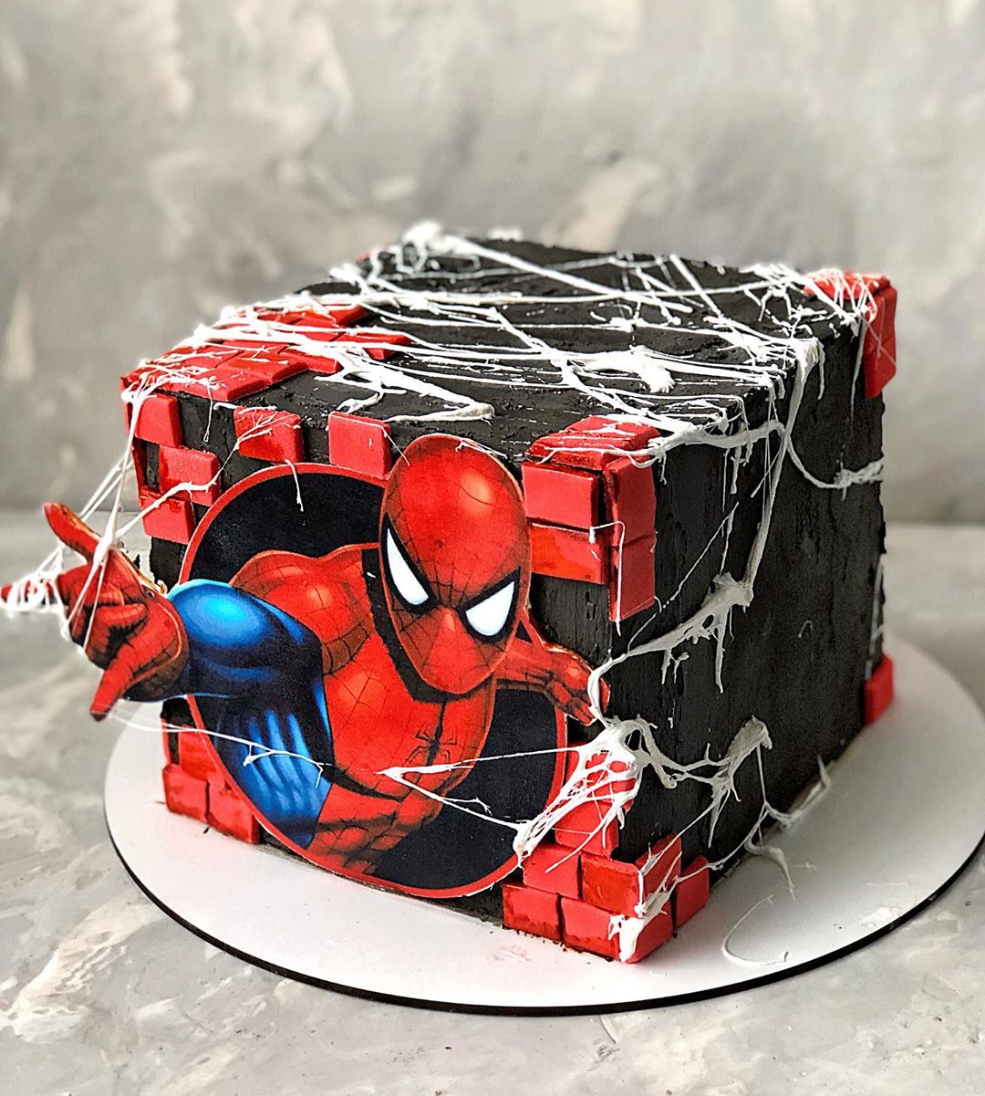 Easy SpiderMan Cake Ideas