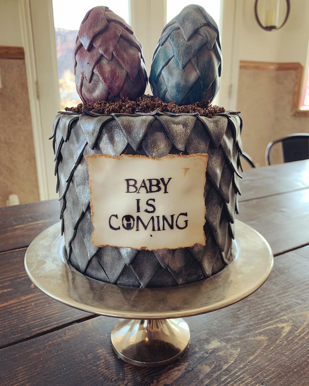 15 Breathtaking Game of Thrones Cake Ideas & Designs