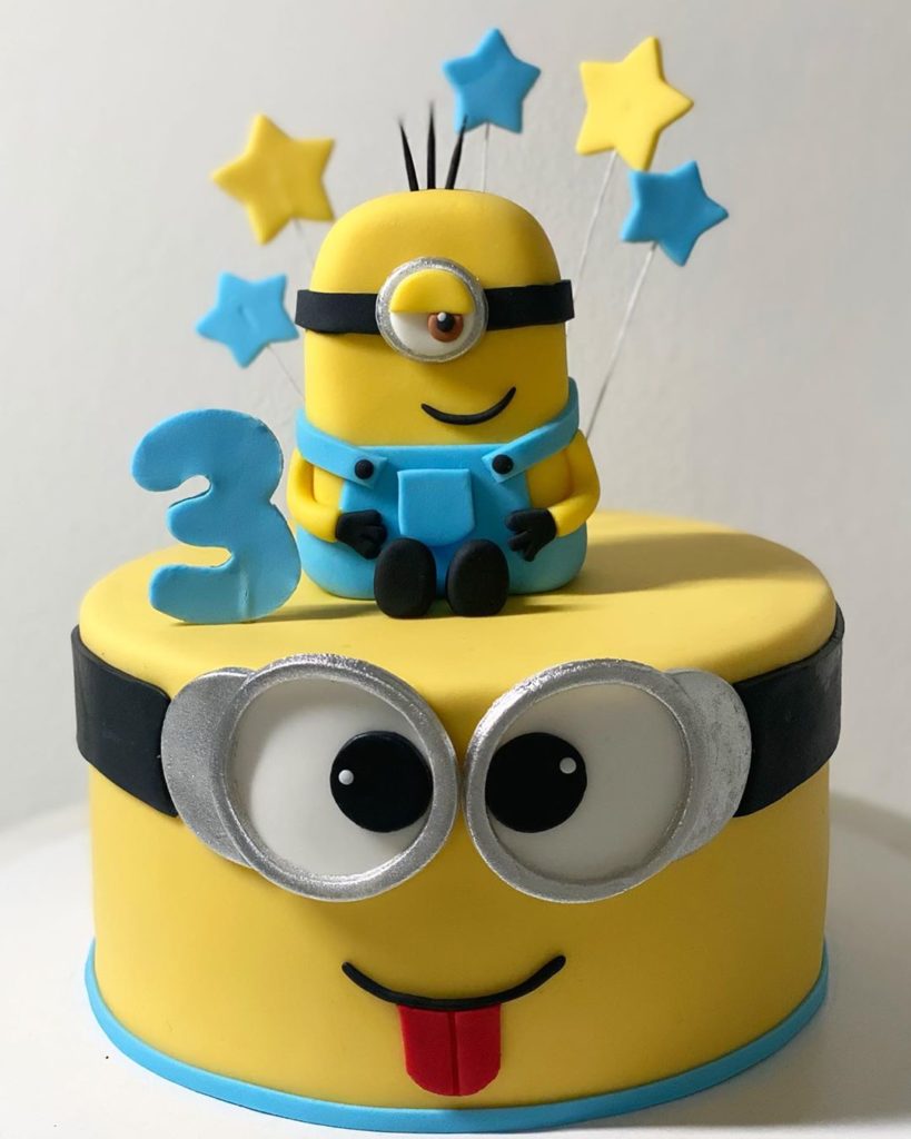 15 Super-Cool Minion Cake Ideas | The Bestest Ever!