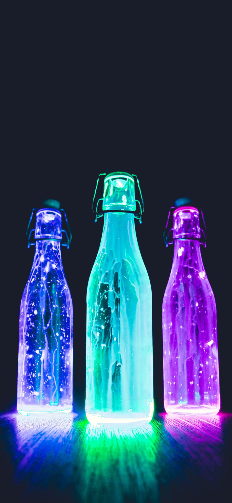 10 Best Neon iPhone Wallpapers (That Are a Must Have For Your Phone)