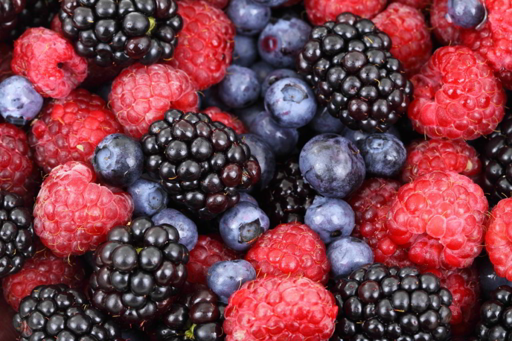 Thawing Frozen Berries: Important Facts to Know