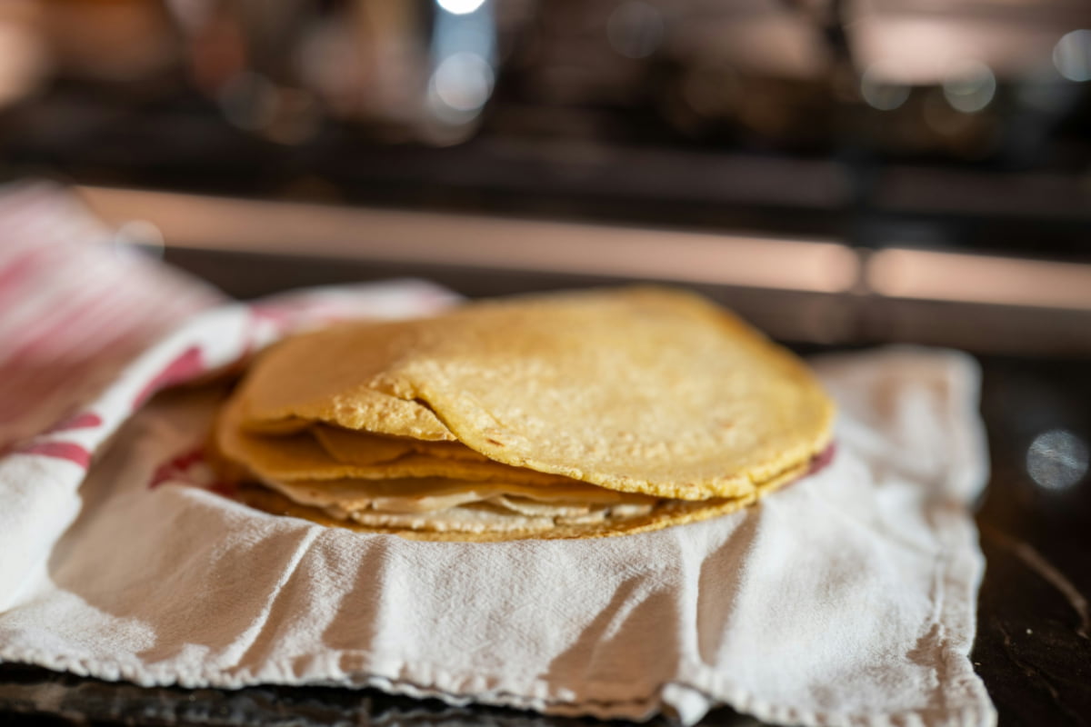 warming-up-corn-tortillas