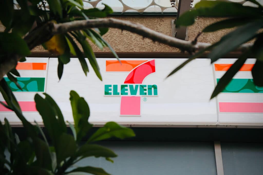 Does 7-11 Give Cash Back?