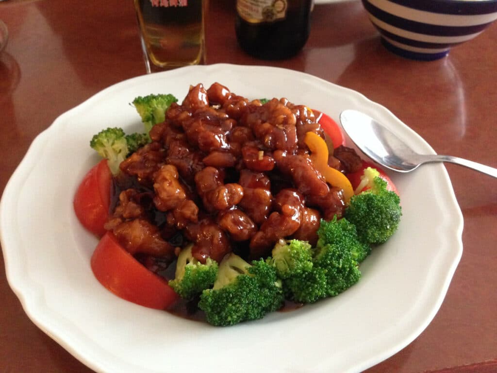 How to Reheat General Tso Chicken - 3 Best Methods to Use