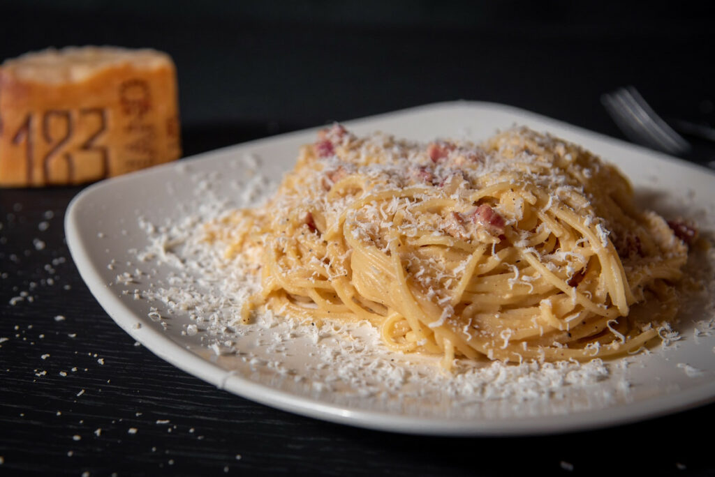 How to Reheat Carbonara - 3 Best Methods to Use