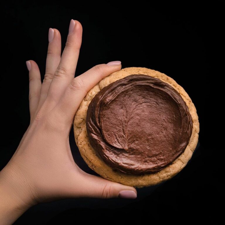 How Big Are Crumbl Cookies? (Find Out Their True Size)