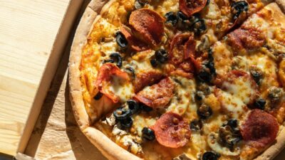 What’s The Best 3 Topping Pizza Options? (Dominos, Pizza Hut, Papa John’s)